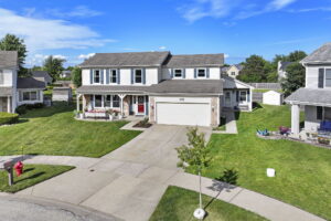1137 Lockwood Ct E, Buffalo Grove, IL