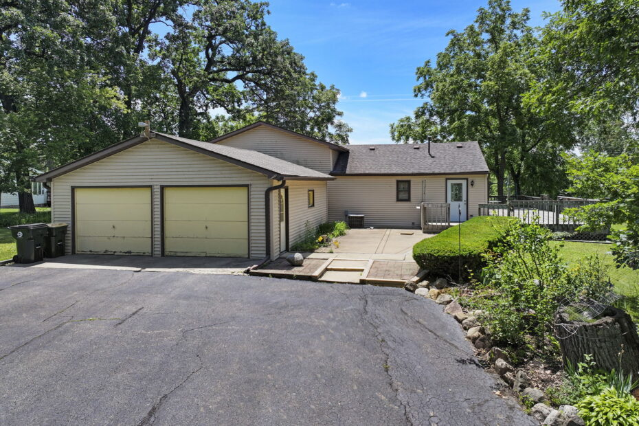 26678 W Klondike Av, Antioch, IL
